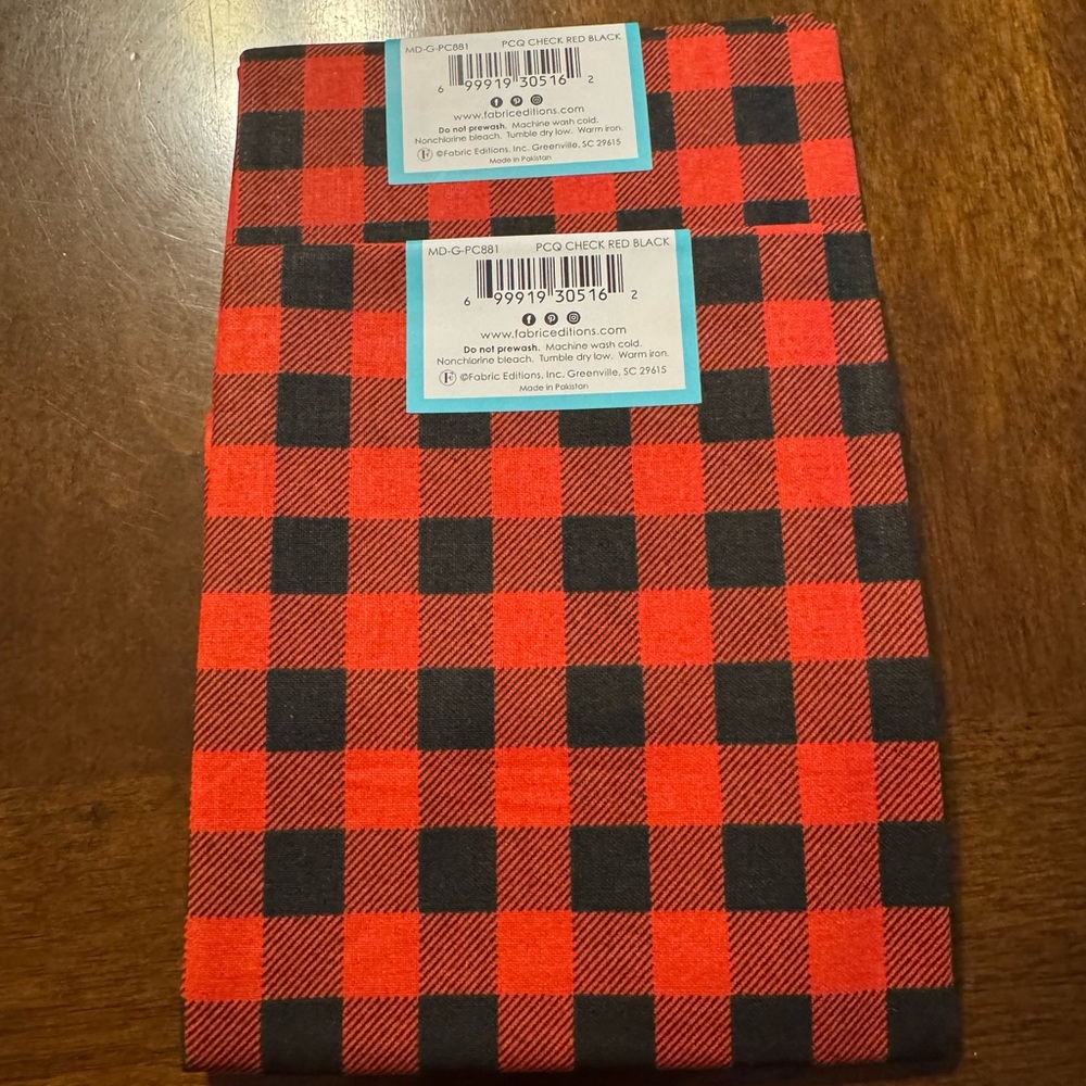 Create It Red and Black Buffalo Check Fat Quarters 100% Cotton Fabric - Picture 3 of 4